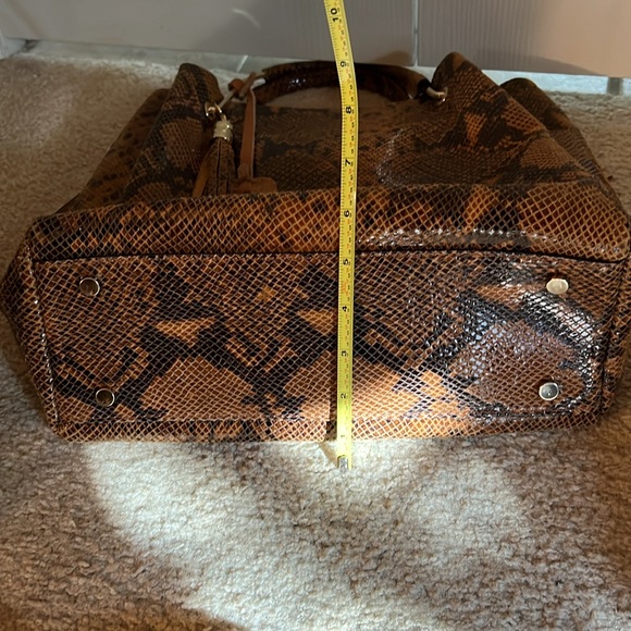 Persamam New York Snake Print Handbag - Picture 9 of 11